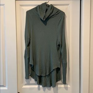 Free people long sleeve shirt.